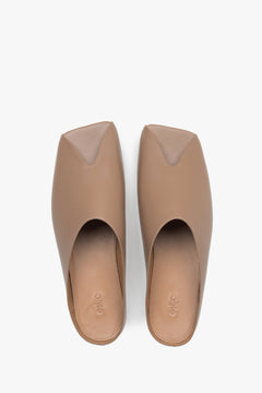 Beige leather women's slides made from Italian genuine leather.