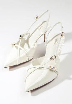 Women's Light Beige Slingback Pumps made of Patent Genuine Leather Estro ER00117222.