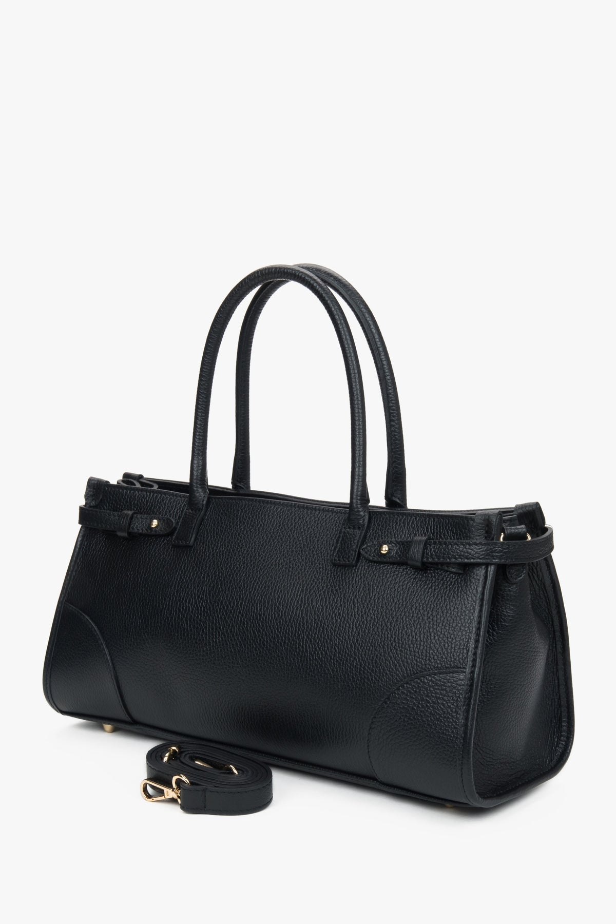 Women's black tote bag made of premium natural leather.