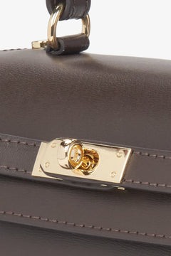 Trendy brown women's top-handle bag made of premium Italian natural leather by Estro.