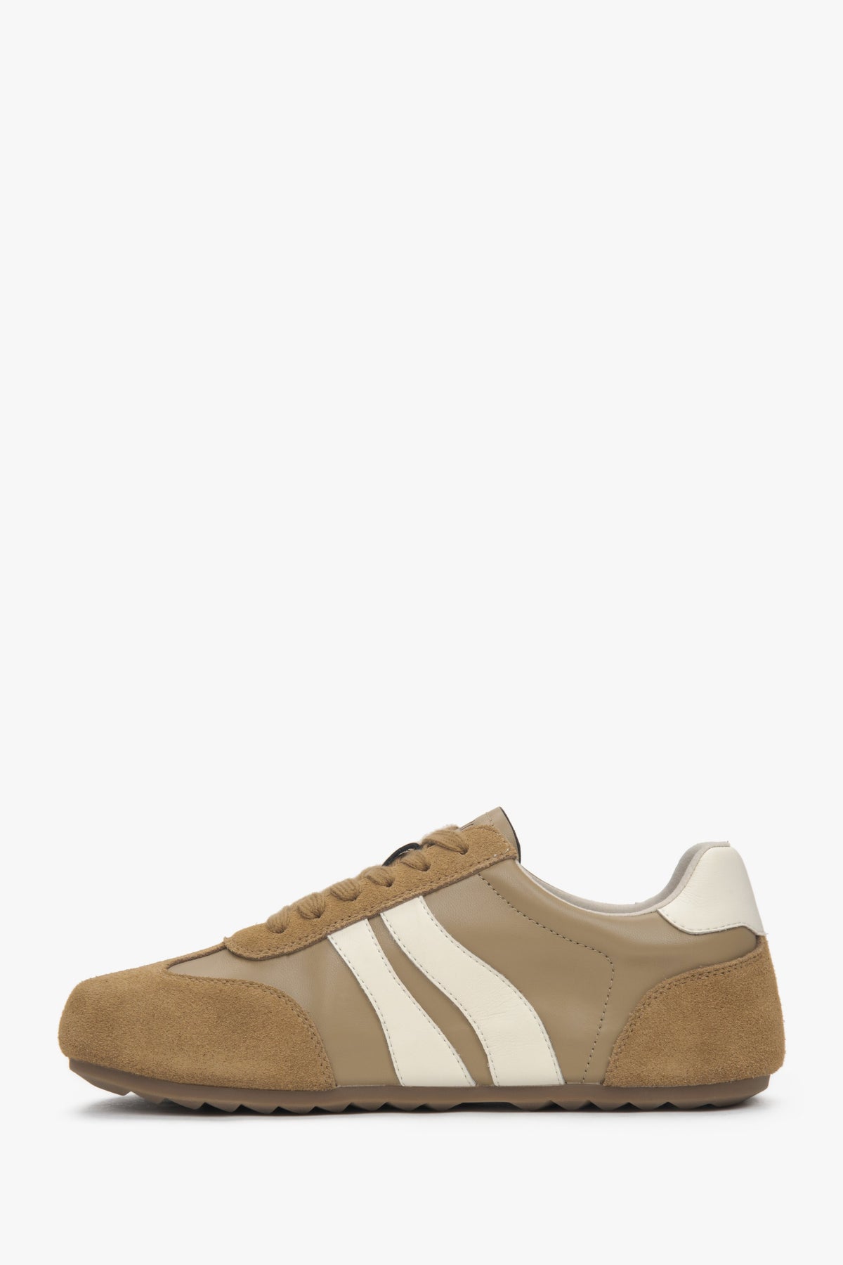 Brown Estro sneakers for women, made of natural velour and leather.