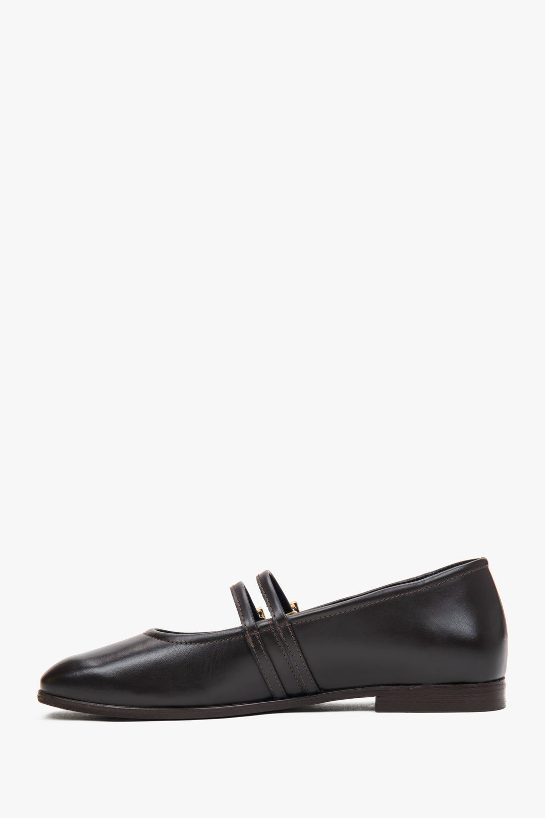 Dark brown women's leather ballet flats from Estro - shoe profile.