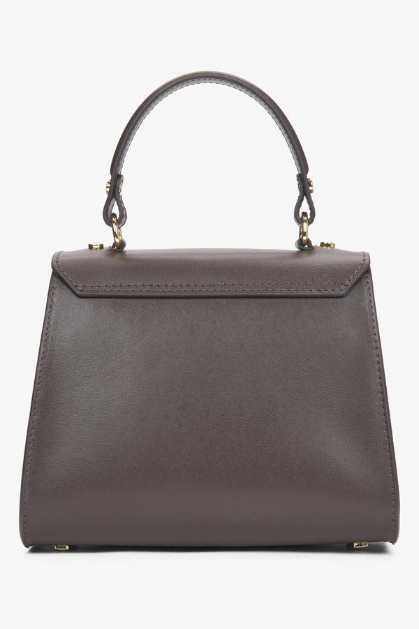 Elegant dark brown women's top-handle bag made of premium Italian natural leather by Estro.