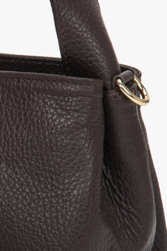 Women's dark brown handbag by Estro - close-up of the detail.
