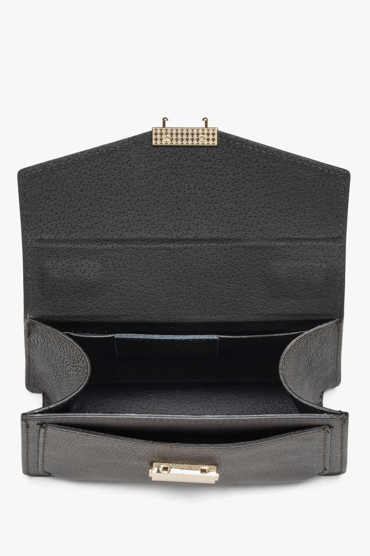 Women's small dark brown handbag made of premium Italian genuine leather by Estro - interior.