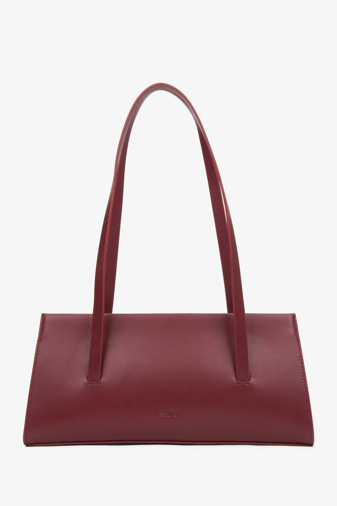 Elegant burgundy women's handbag by Estro, made of natural leather.