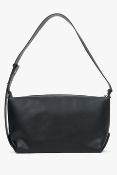 Women's Black Compact Messenger Bag made of Genuine Leather Estro ER00116604.