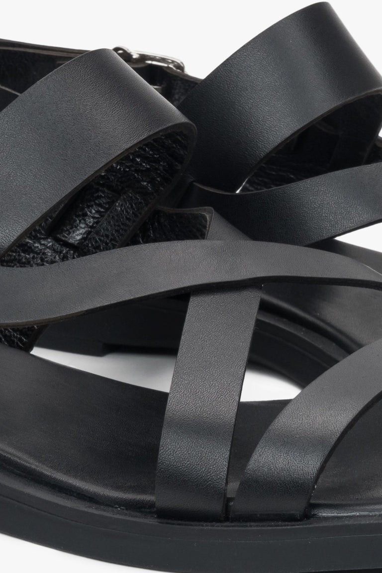 Black leather women's sandals by Estro – a combination of natural leather and a subtle thin-strap design – details.