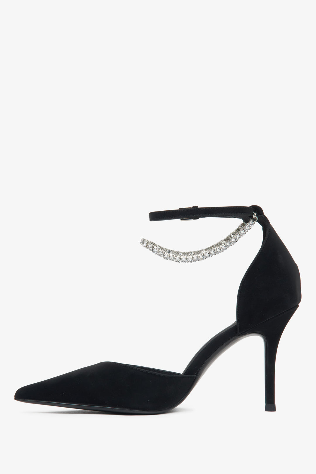Elegant black women's pumps made of textured leather.