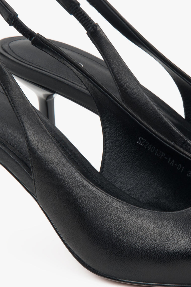 Black slingback pumps with a high heel by Estro – close-up of the details.