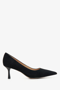 Women's Black Velour Pumps with a Low Heel Estro ER00114629.