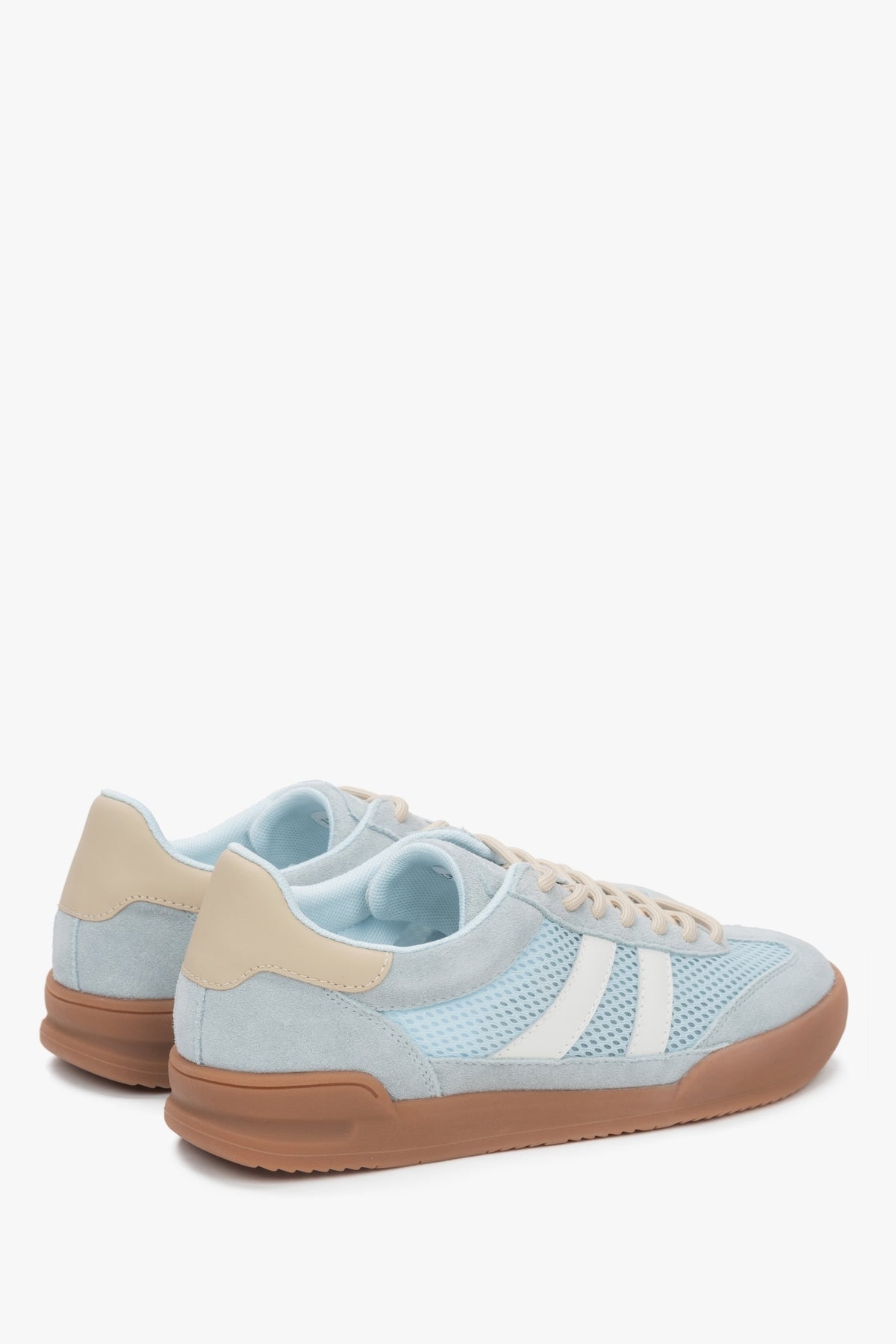 Lightweight blue women's sneakers with mesh and natural velour, model ES8.