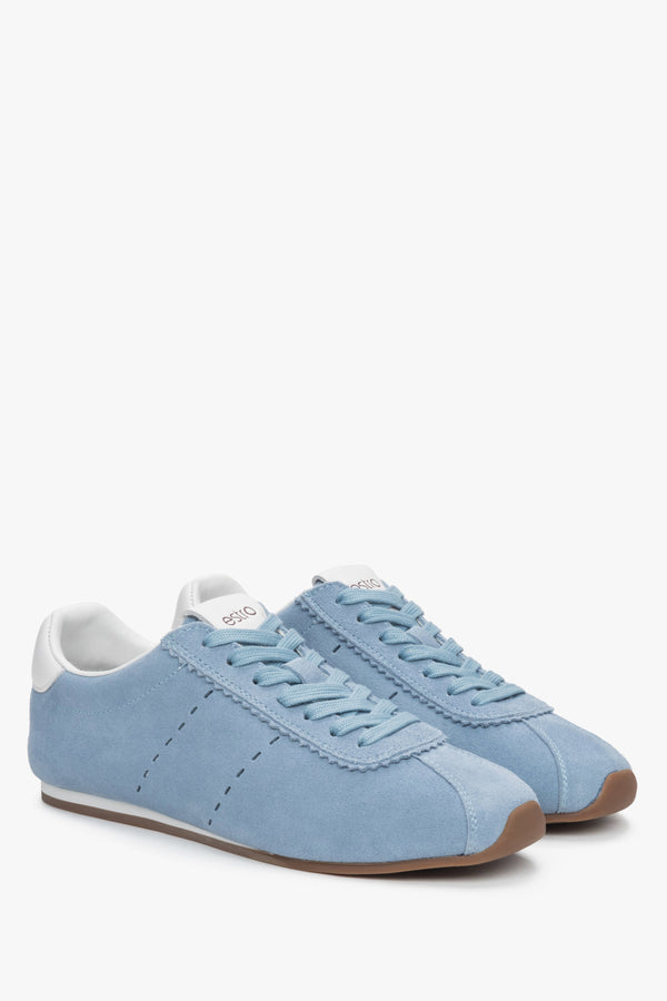 Soft blue velour women's sneakers with a low sole by Estro.