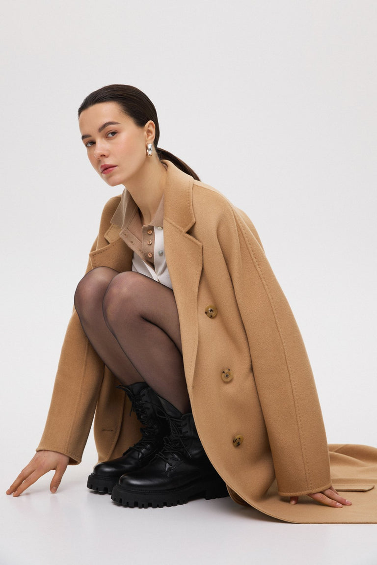 Women's classic caramel coat made from a luxurious blend of wool and cashmere.