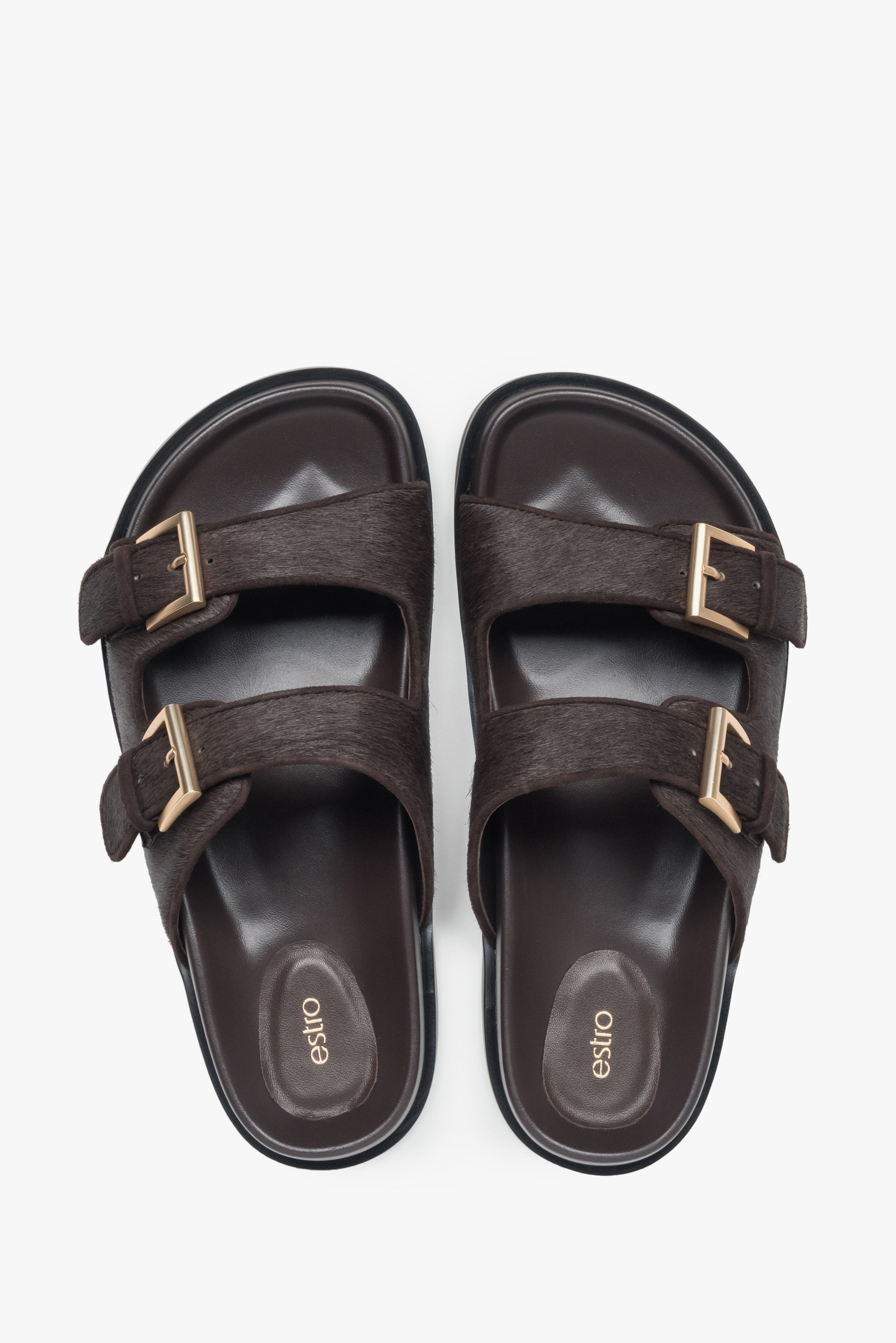 Practical dark brown women's slides by Estro made of natural leather.