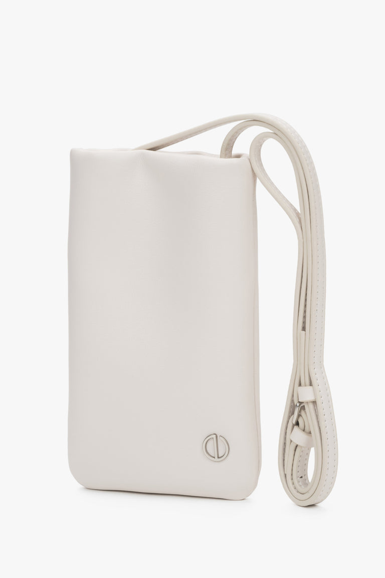 Women's leather phone bag by Estro.