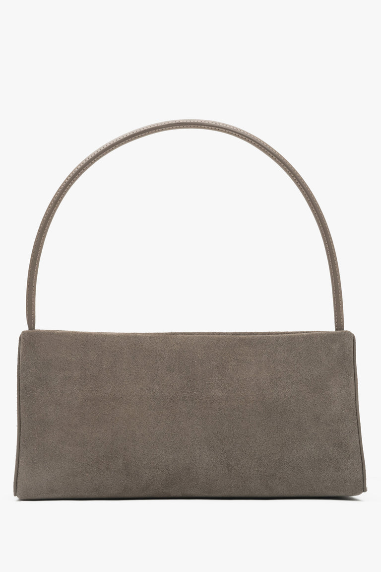 Women's shoulder bag in taupe, made of natural velour by Estro.Women's Bags
