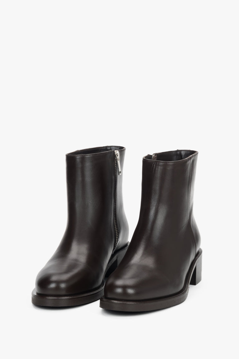 Dark brown 2-in-1 ankle and knee-high boots with decorative buckle in genuine leather Estro.