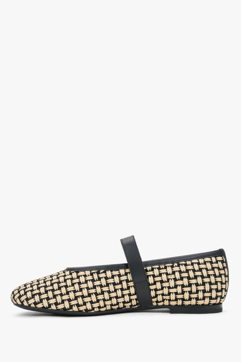 Women's beige and black woven ballet flats with premium leather details and a gold buckle, Frau.