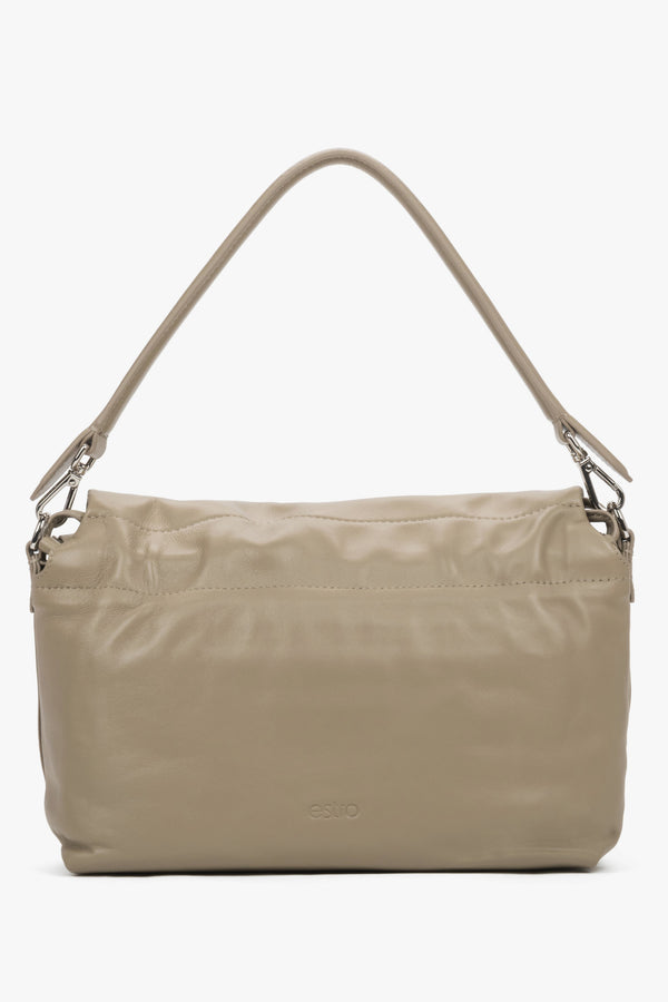Women's beige genuine leather crossbody bag with magnetic closure Estro.