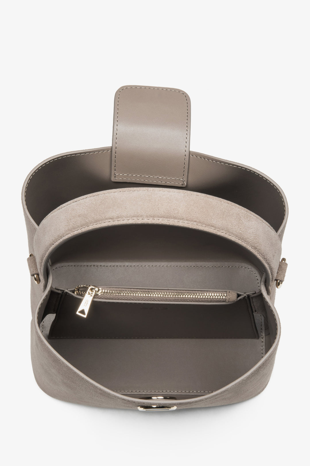 Natural velour women’s beige handheld bag Estro.
