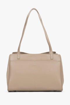 Back view of women's beige leather shoulder bag by Estro