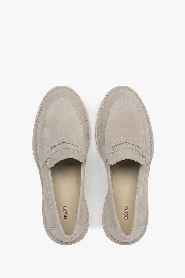 Women's Penny loafers in beige natural velour – presentation from top.