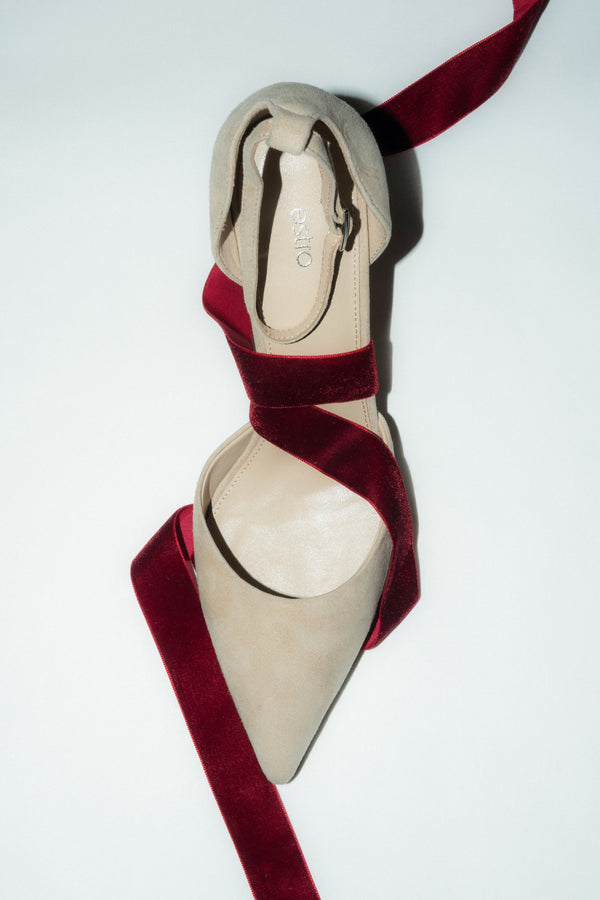 Women’s Beige Pointed-Toe High Heels in Genuine Velour with Ankle Strap Estro ER00118467.