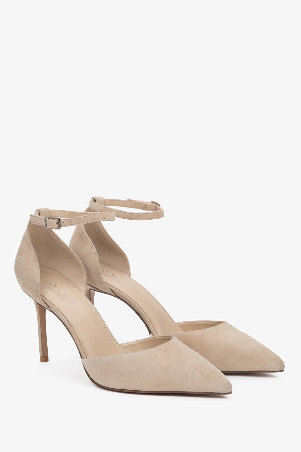 Estro high-heeled shoes, beige, with a buckle, made of natural velour.