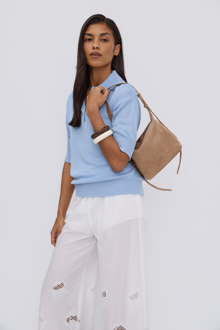 Women's Beige Shoulder Bag made of Soft Genuine Velour Estro.