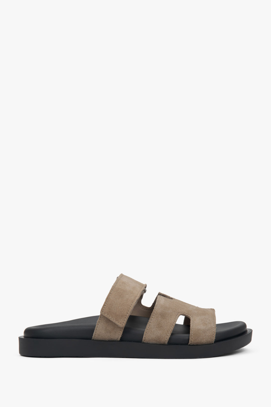 Women’s beige sandals in premium Italian velour with an adjustable strap Estro.