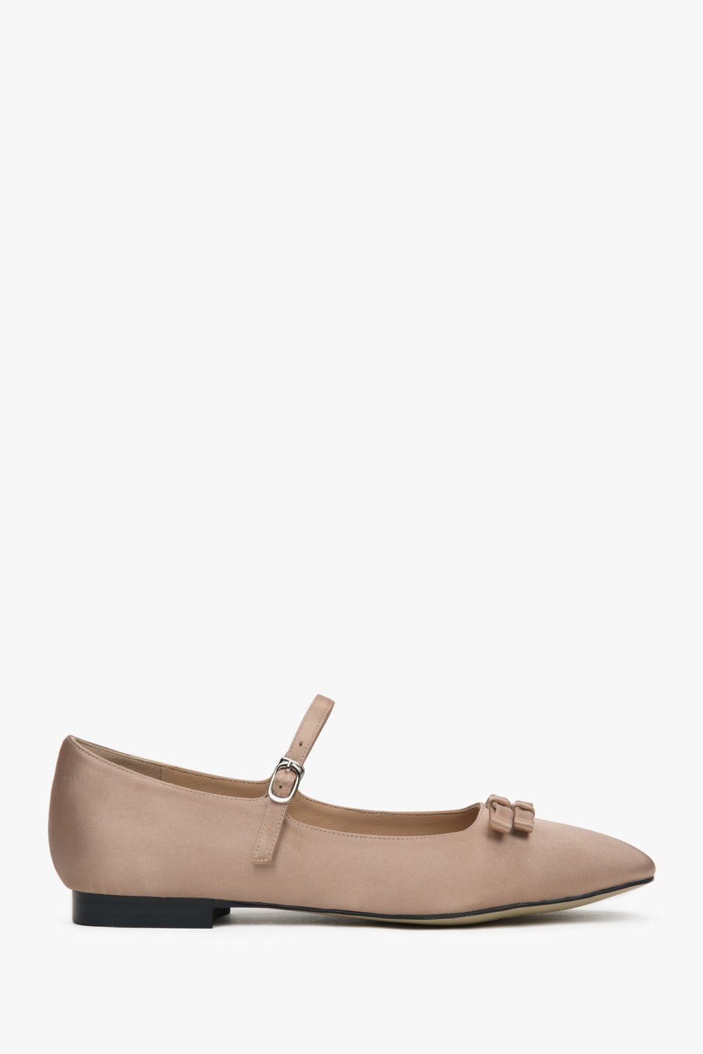 Women's Beige Textile Ballet Flats with a Buckle Estro ER00117136.