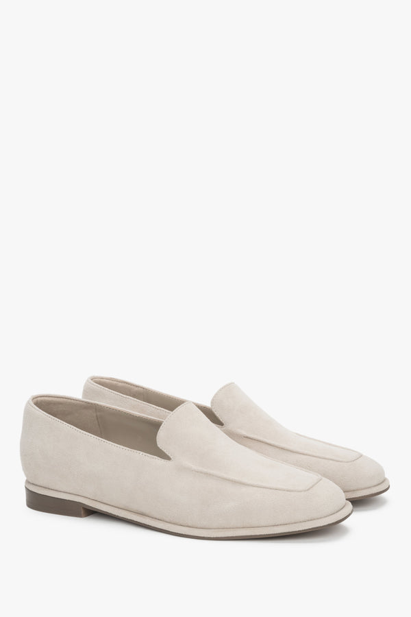 Side view of women's beige velour loafers by Estro