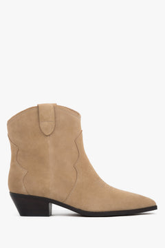 Women’s Beige Low Cowboy Boots made of Genuine Velour Estro ER00118782.