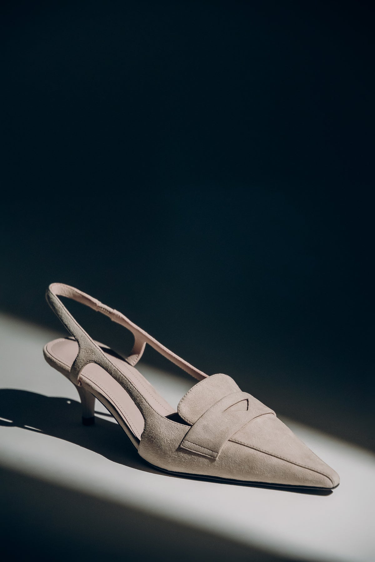 Women's Beige Velour Slingback Pumps on Kitten Heel Estro ER00119676.