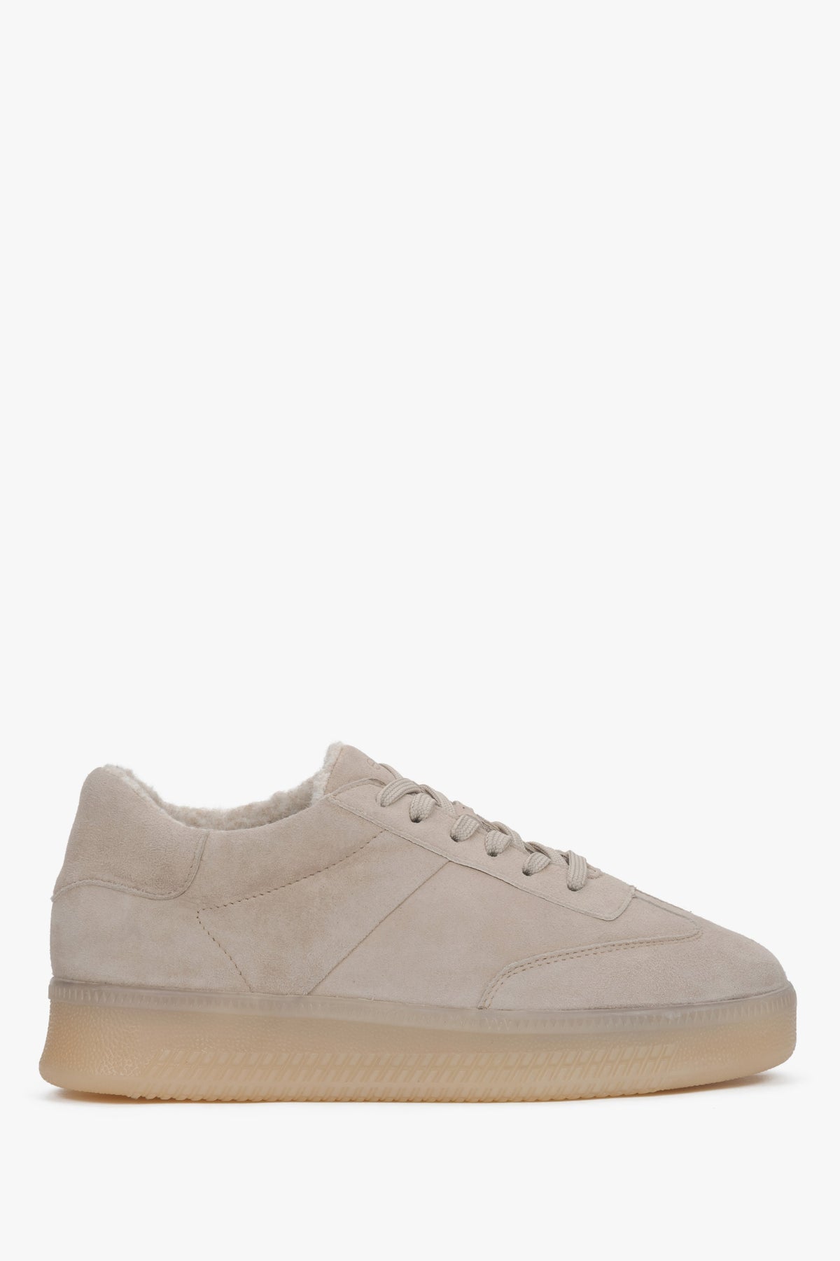 Women's beige winter sneakers in genuine velour with a faux fur lining by Estro.