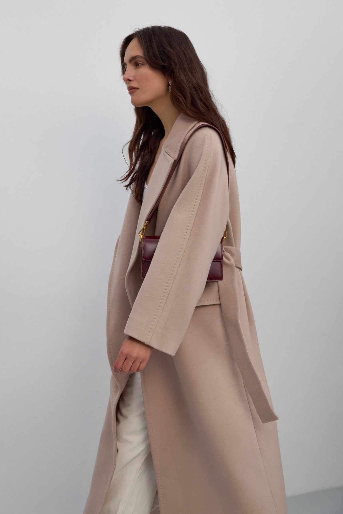 Ankle-Length Women’s Coat, Beige, with Wool and Wide Collar Estro ER00117902.