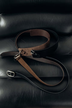 Women's belts - color comparison.