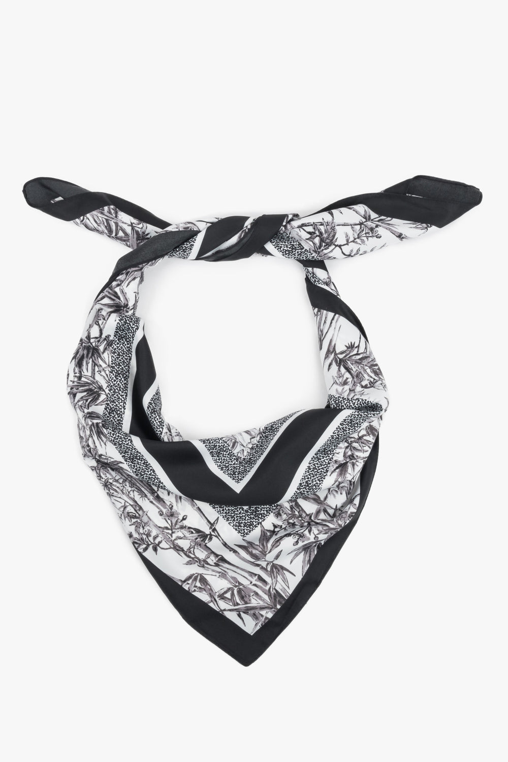 Women’s Black and White Neckerchief with a Jungle Motif Estro ER00119880.