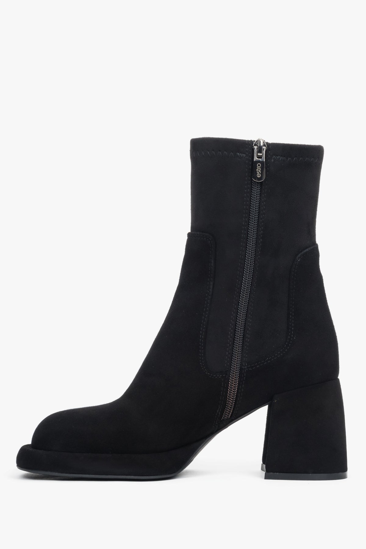 Black women’s ankle boots with a stable heel made of genuine velour and stretch Estro ER00118219.