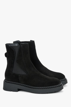 Elegant Estro women's ankle boots with a decorative strap, made of black Italian velour.