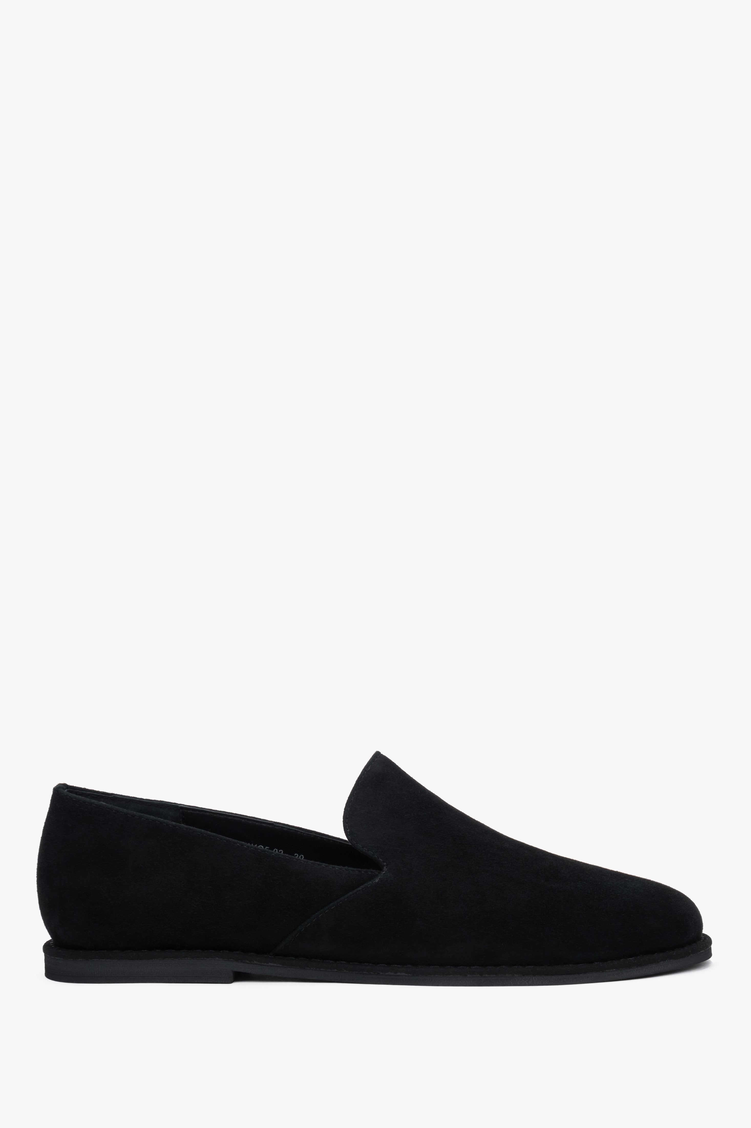 Black barefoot-style women's loafers in soft natural velour.