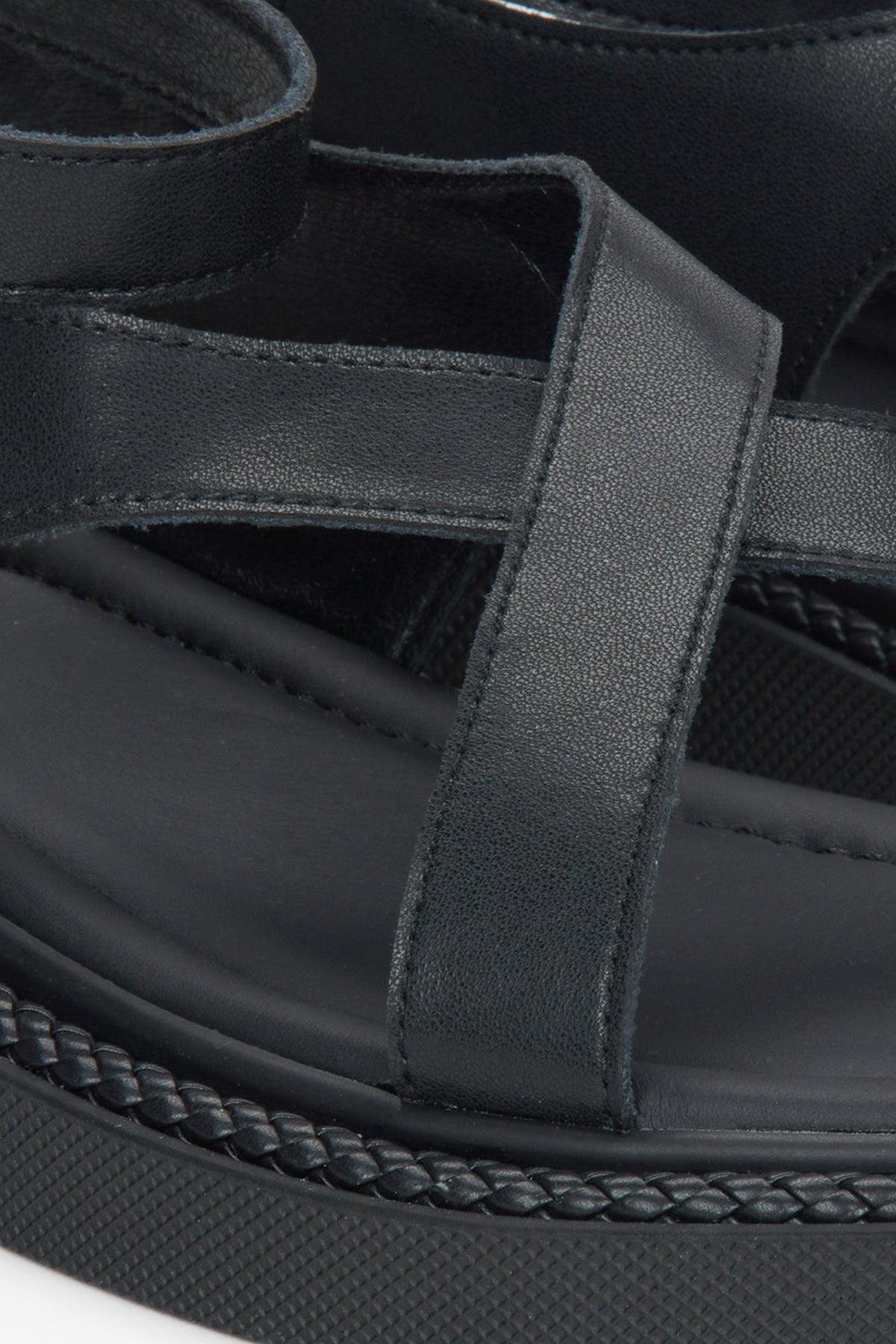 Women’s summer sandals Estro, perfect for everyday casual wear.