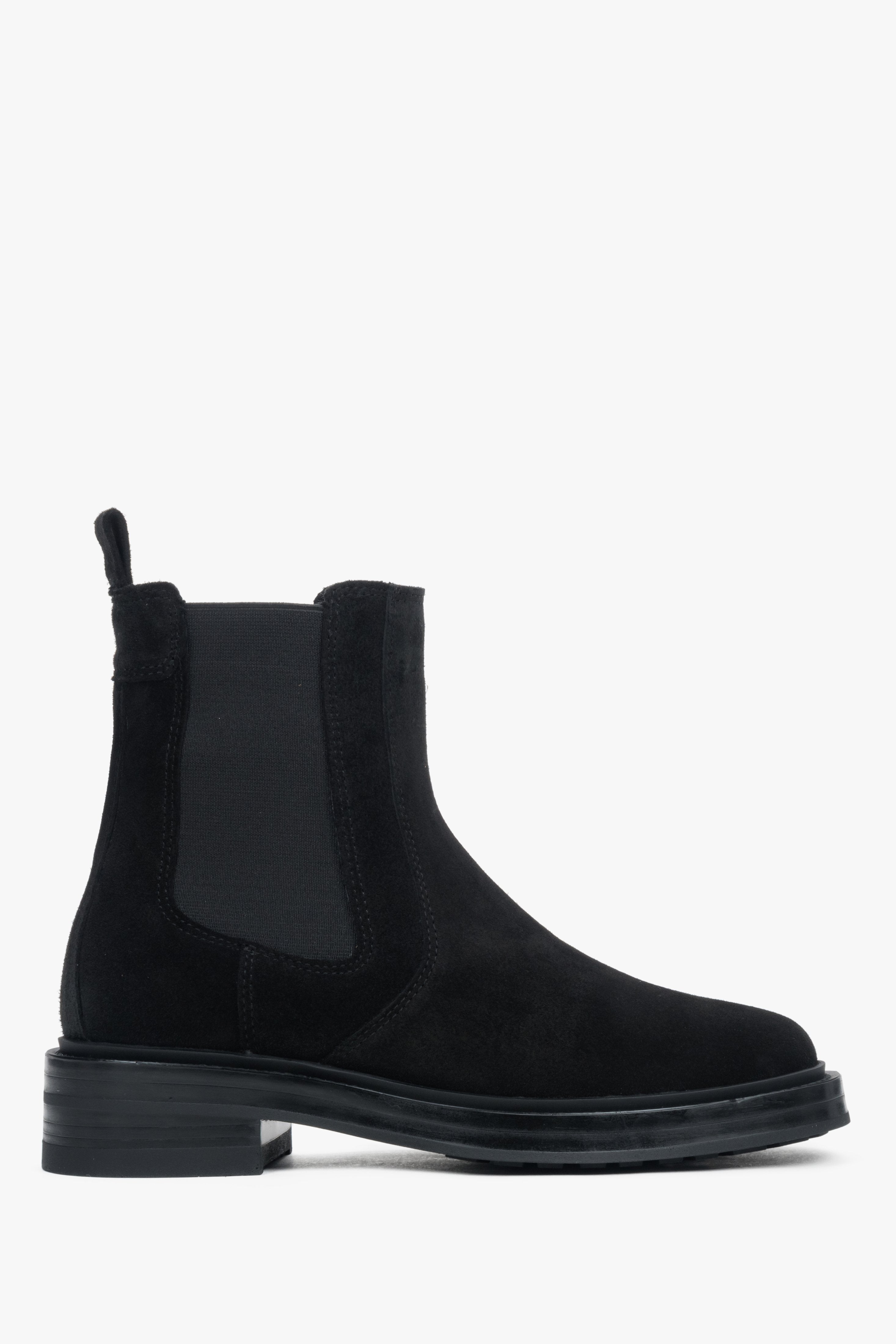 Women's Black Chelsea Boots made of Premium Italian Genuine Velour Estro ER00118042.