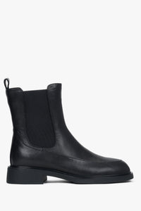 Women’s Black Chelsea Boots with an Elastic Insert made of Genuine Leather Estro ER00118730.