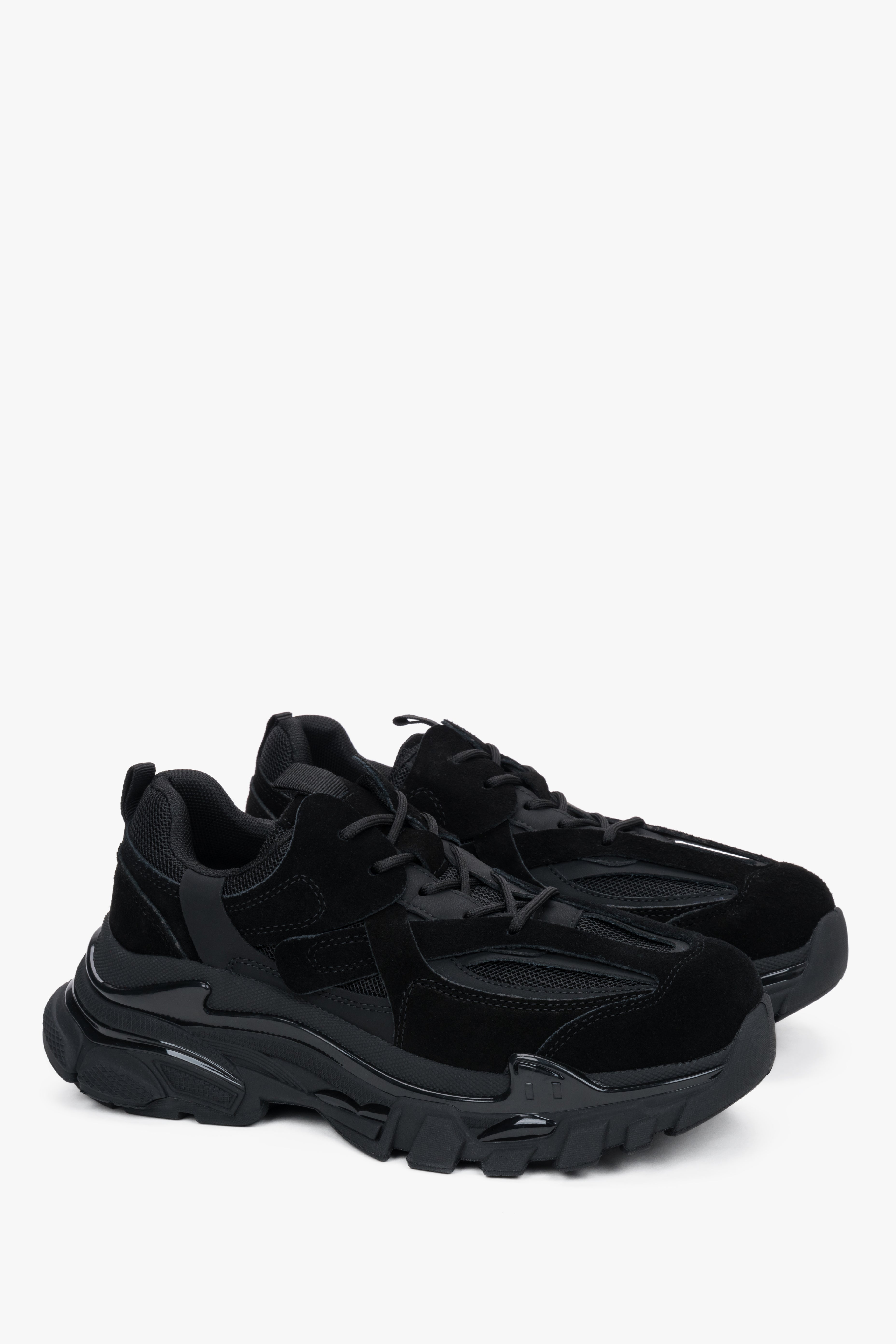 Women's black chunky velour and textile sneakers ES8.