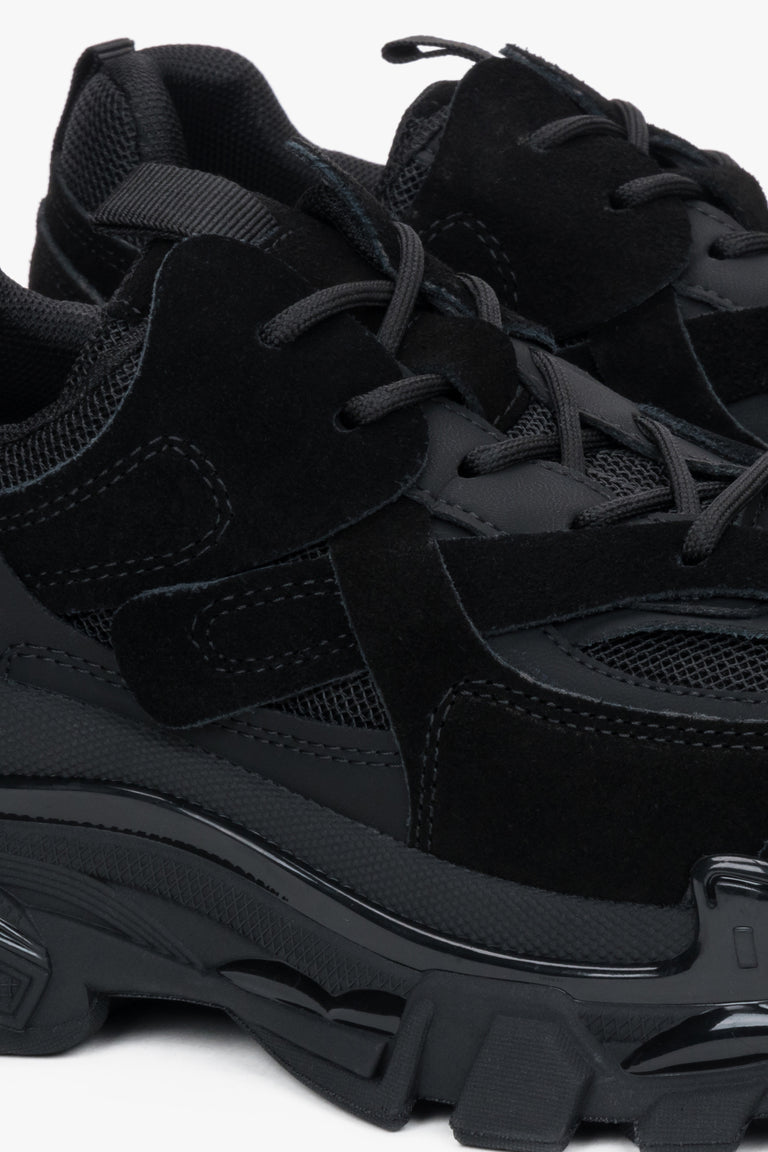 Women's black chunky velour and textile sneakers ES8.