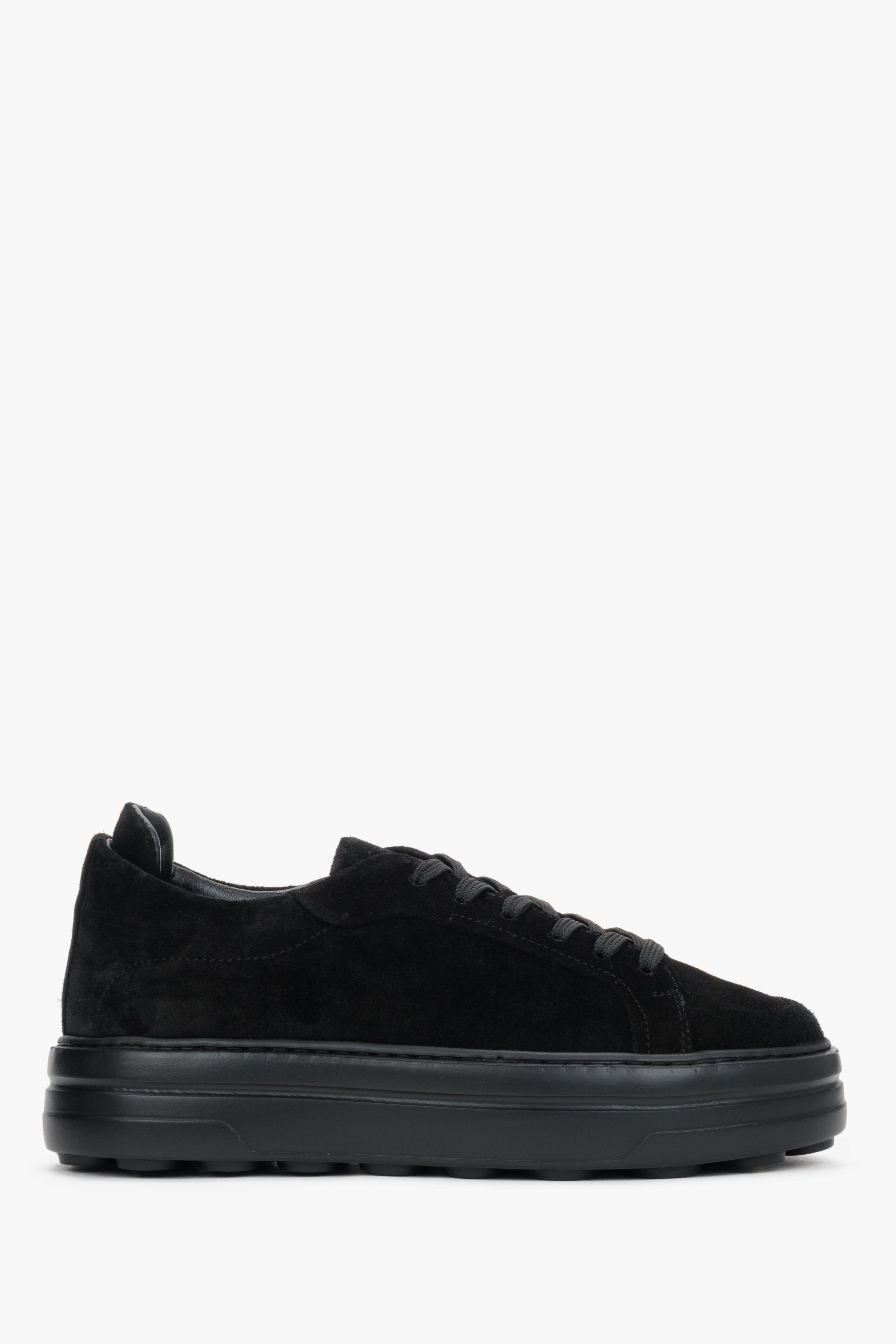 Women's Black Chunky Sole Sneakers made of Genuine Italian Premium Velour Estro ER00120565.