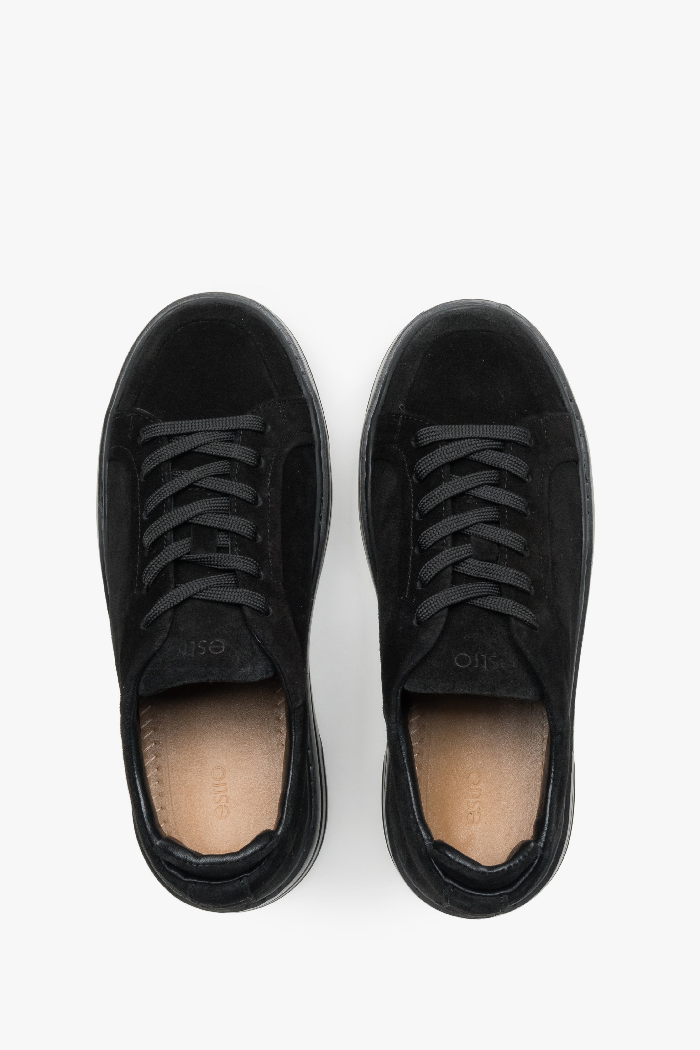 Estro women's black shoes on a chunky sole, made from high-quality Italian natural suede.