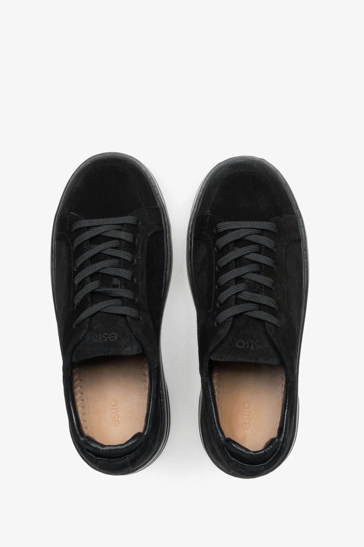 Estro women's black shoes on a chunky sole, made from high-quality Italian natural suede.